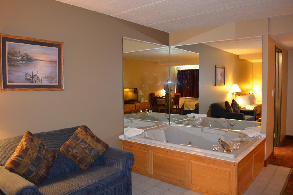 Travelodge By Wyndham Grand Forks Esterno foto