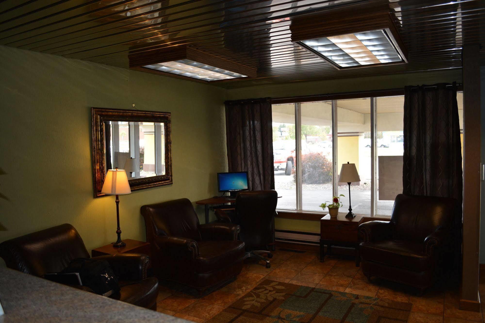 Travelodge By Wyndham Grand Forks Esterno foto