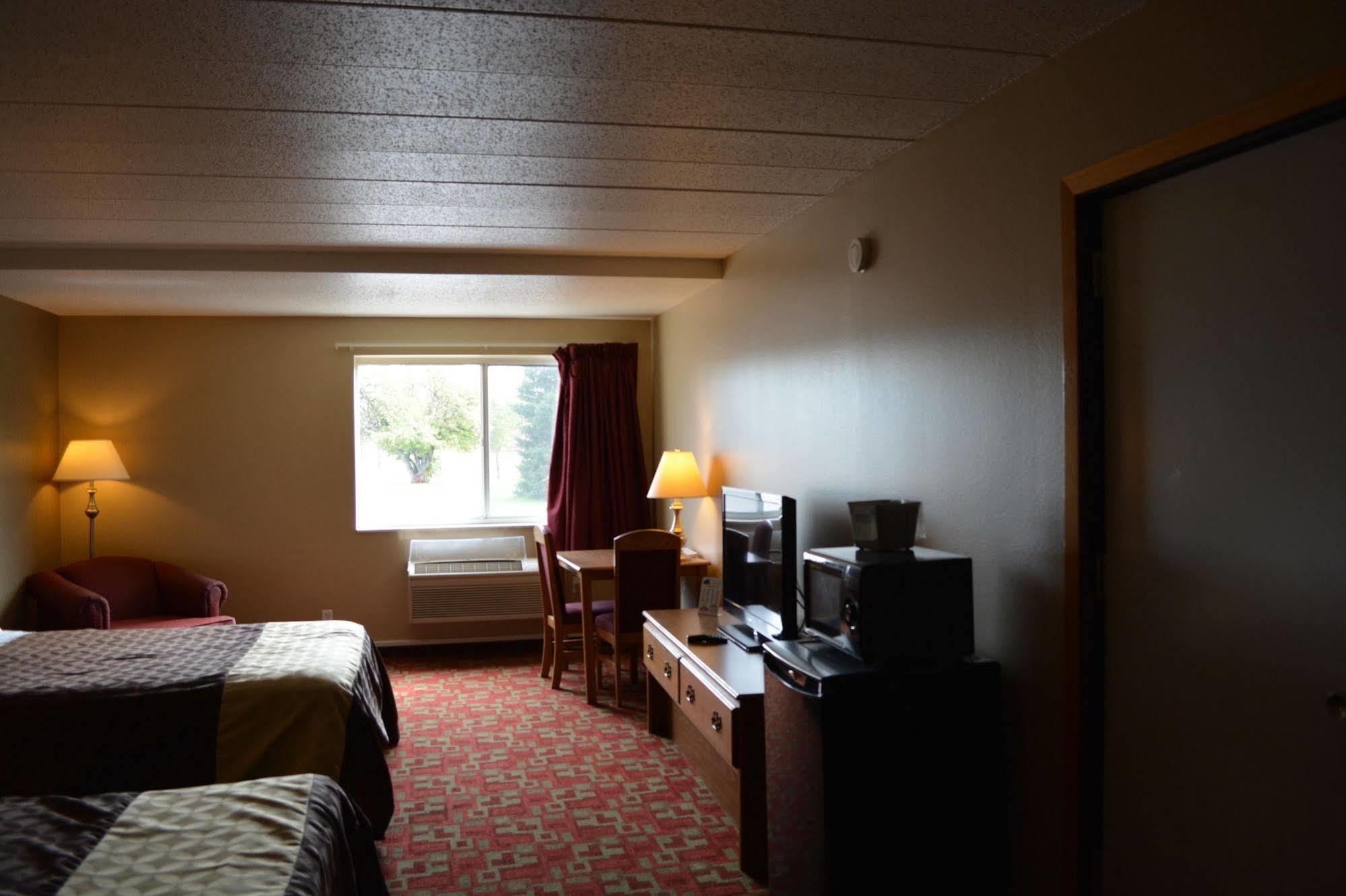Travelodge By Wyndham Grand Forks Esterno foto