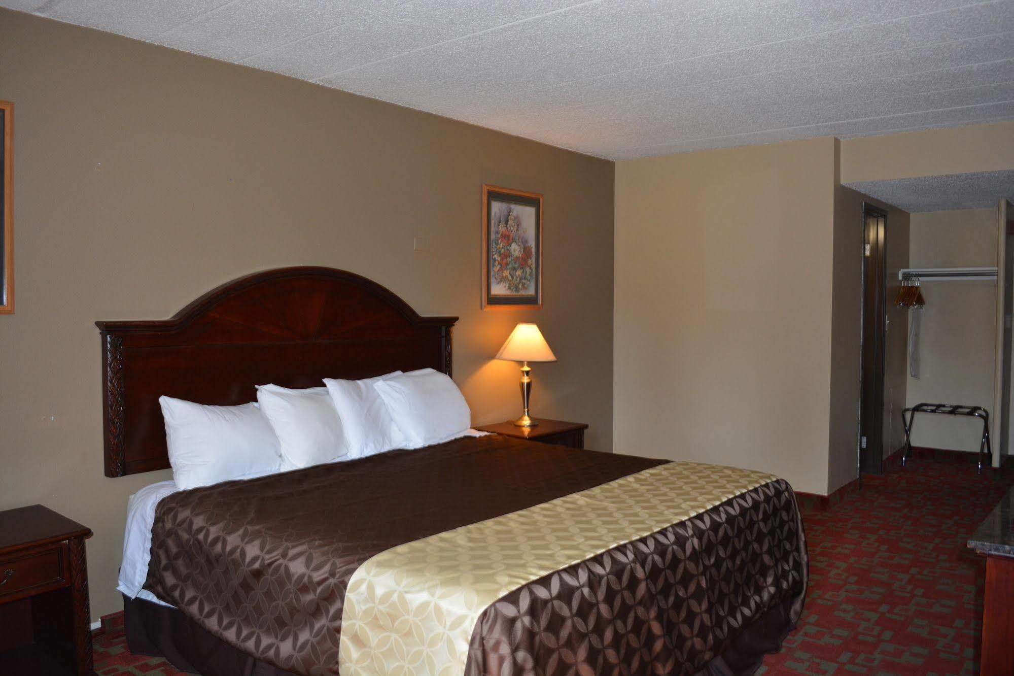 Travelodge By Wyndham Grand Forks Esterno foto